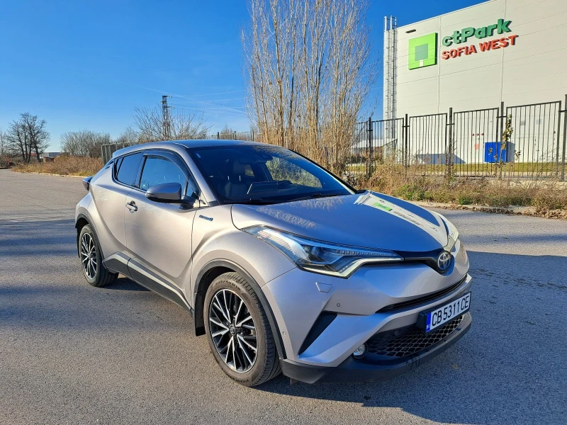 Toyota C-HR 1.8 Hybrid* Executive* Лизинг * Бартер, снимка 1 - Автомобили и джипове - 48833791