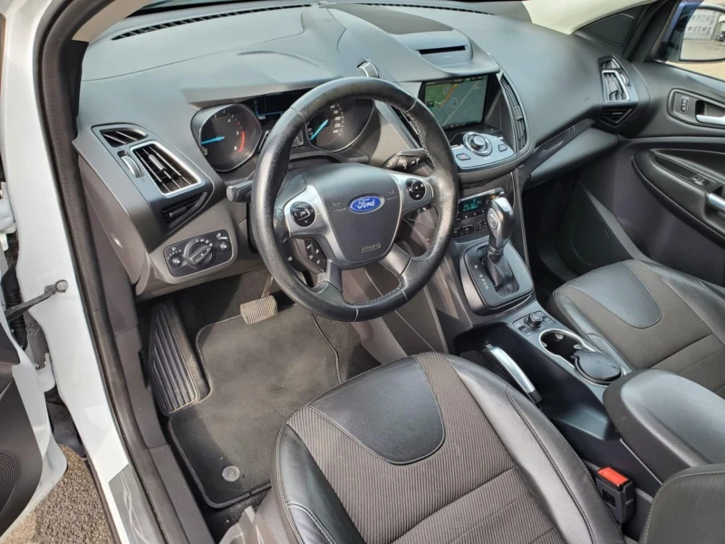 Ford Kuga, снимка 6 - Автомобили и джипове - 49550788