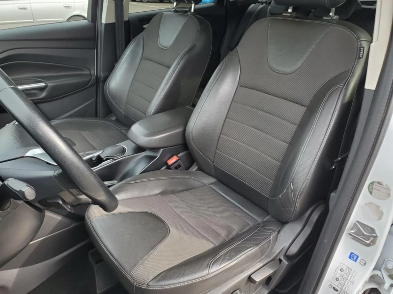 Ford Kuga, снимка 14 - Автомобили и джипове - 49550788