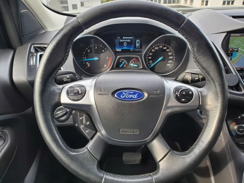 Ford Kuga, снимка 12 - Автомобили и джипове - 49550788