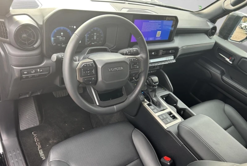 Toyota Land cruiser 250 2.8D EXECUTIVE 360 CAMERA LED KEYLESS, снимка 7 - Автомобили и джипове - 52003200