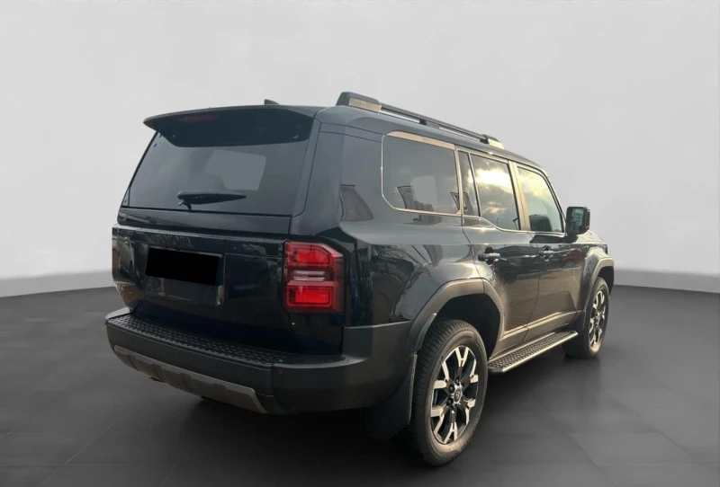 Toyota Land cruiser 250 2.8D EXECUTIVE 360 CAMERA LED KEYLESS, снимка 3 - Автомобили и джипове - 52003200