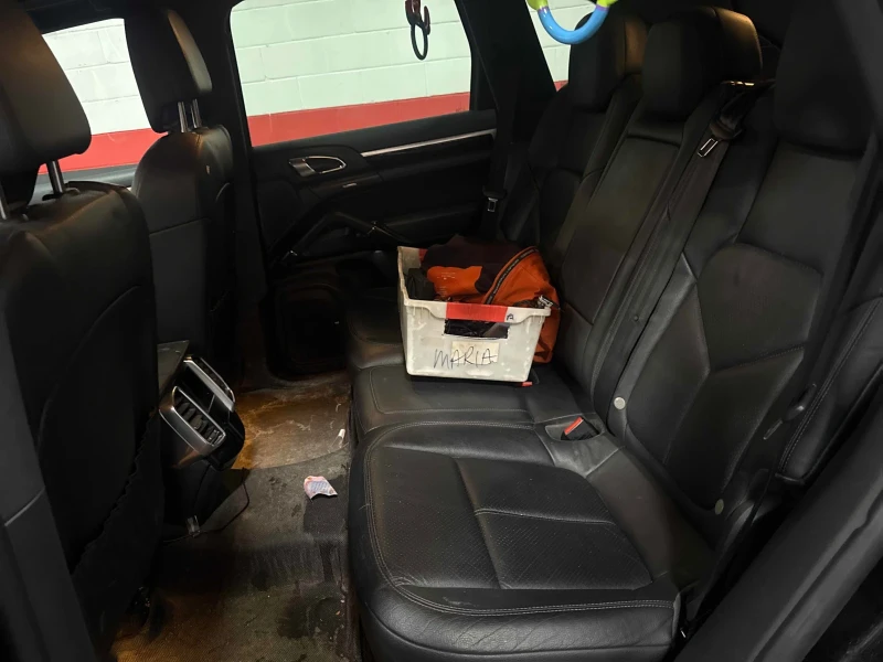 Porsche Cayenne 3.0 DIESEL * * CARFAX * * АВТО КРЕДИТ * * , снимка 12 - Автомобили и джипове - 53055080