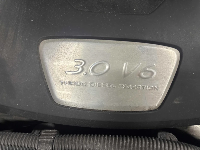 Porsche Cayenne 3.0 DIESEL * * CARFAX * * АВТО КРЕДИТ * * , снимка 13 - Автомобили и джипове - 53055080