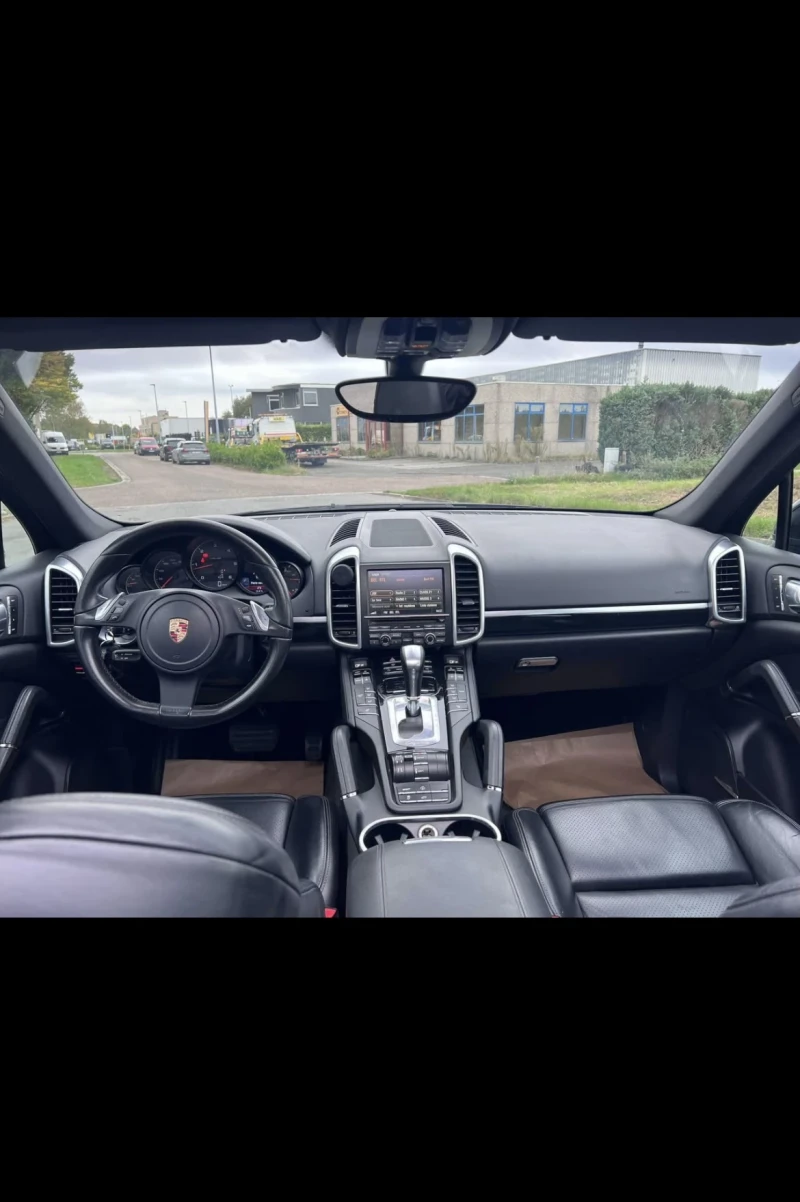 Porsche Cayenne 3.0 Diesel v6, снимка 9 - Автомобили и джипове - 53388094