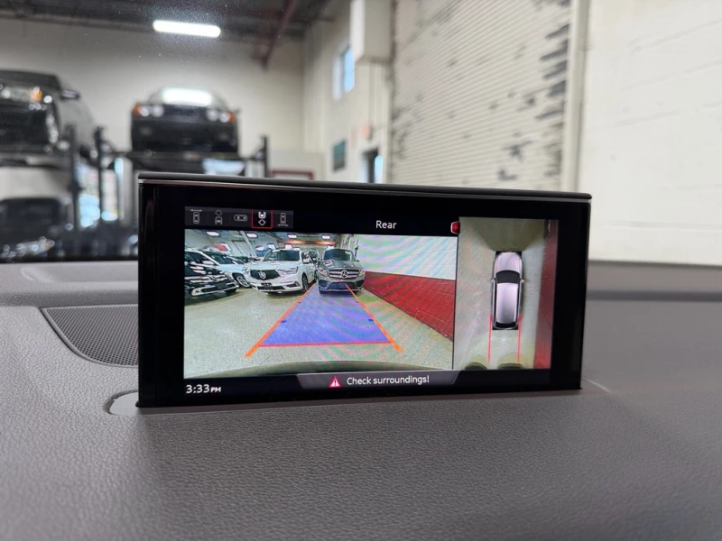 Audi Q7 55tfsi * Technik * Фиксирана цена до БГ * CARFAX *, снимка 15 - Автомобили и джипове - 53417576