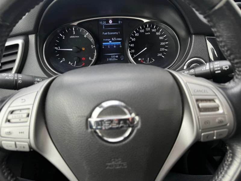 Nissan X-trail 4x4+ Панорама+ Теглич+ Камера+ Подгрев+ 7места, снимка 16 - Автомобили и джипове - 53505123