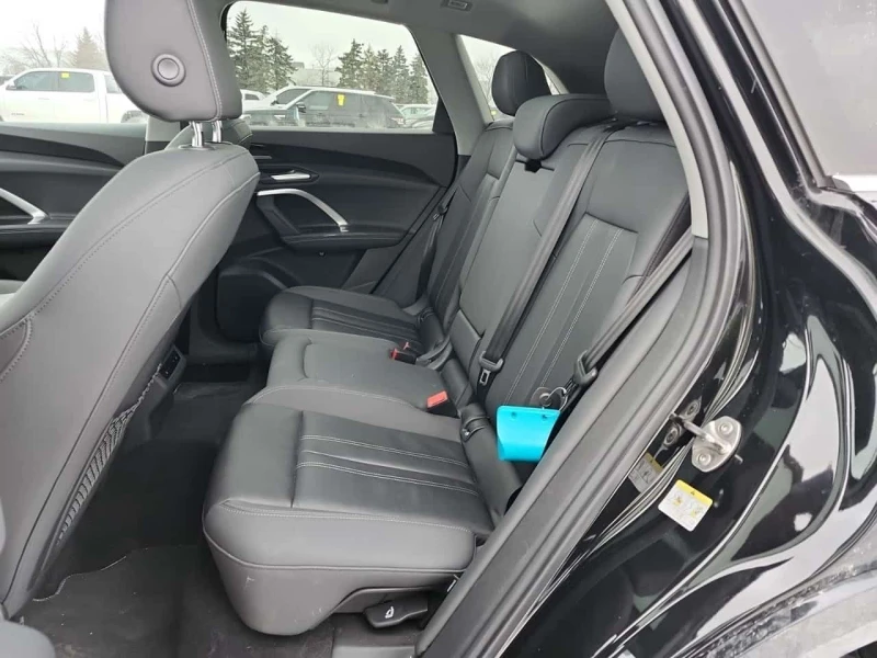 Audi Q5  PROGRESSIV /360/DIS/PANO/NAVI/LANE ASSIST, снимка 13 - Автомобили и джипове - 53560986