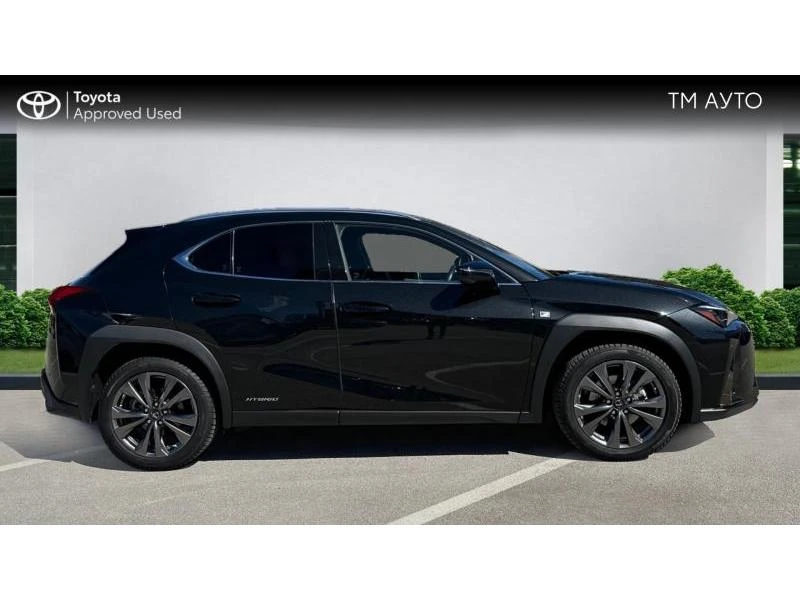 Lexus UX, снимка 17 - Автомобили и джипове - 47496053