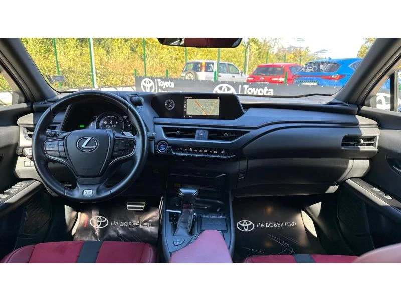 Lexus UX, снимка 8 - Автомобили и джипове - 47496053