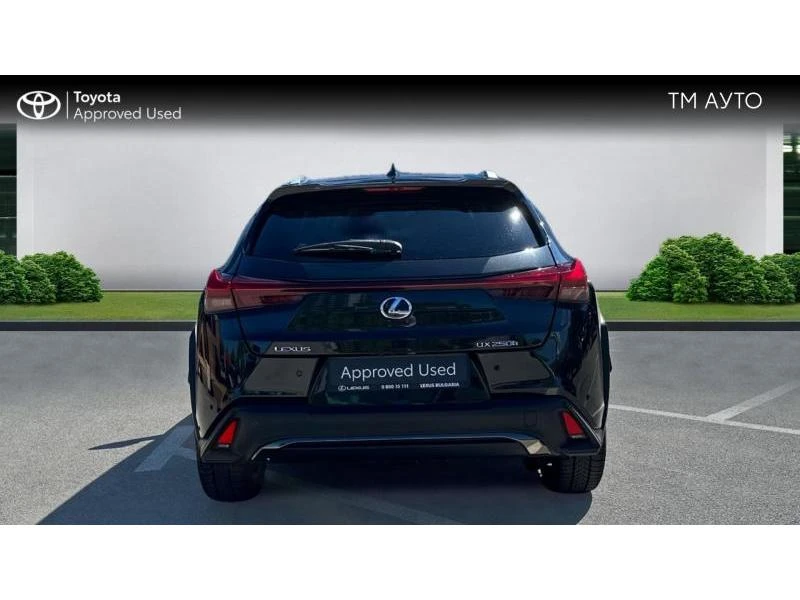 Lexus UX, снимка 4 - Автомобили и джипове - 47496053