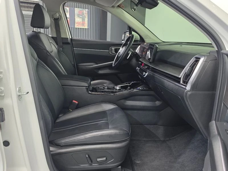 Kia Sorento 2.2 Automatic, снимка 7 - Автомобили и джипове - 55579916