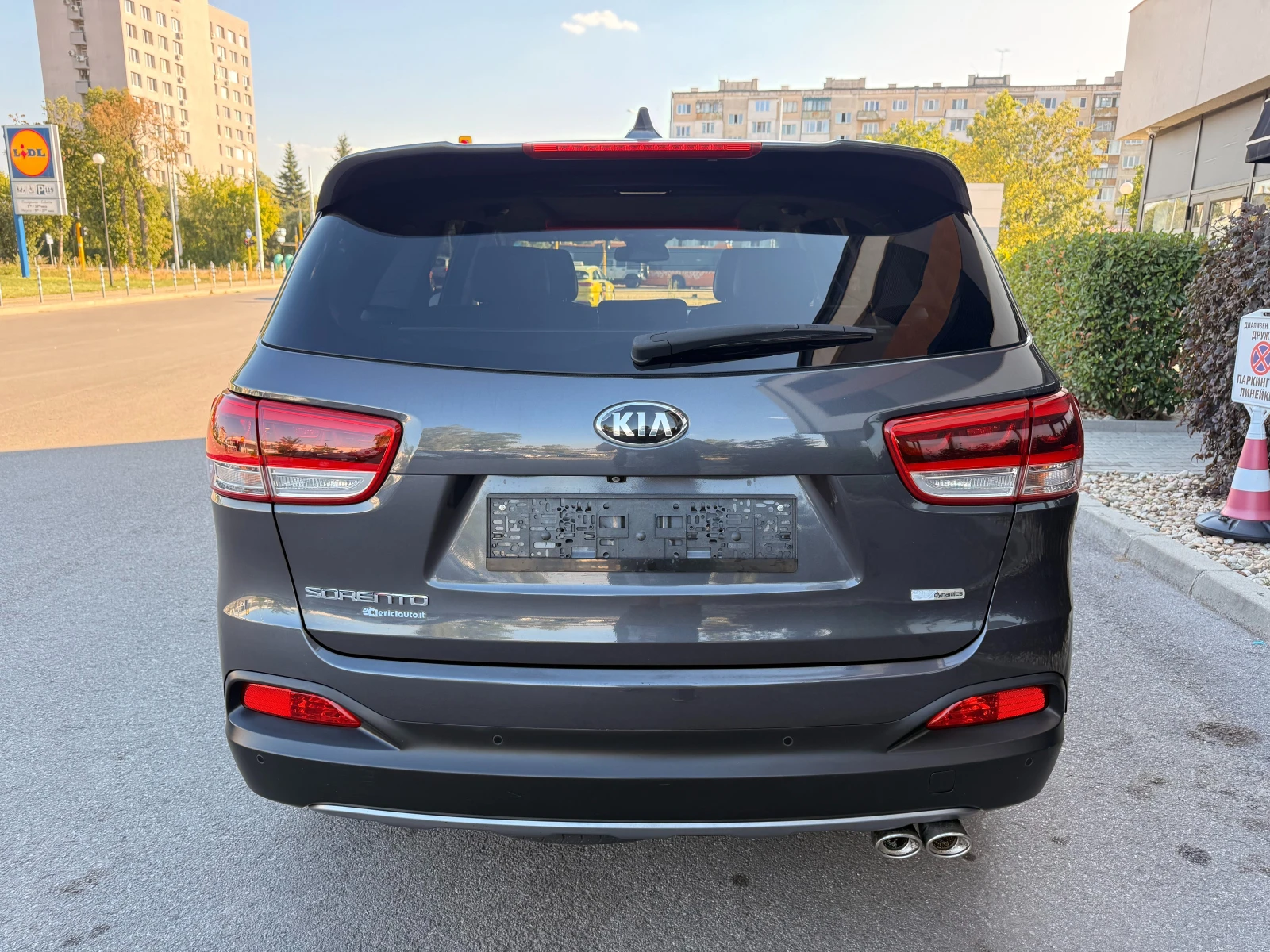 Kia Sorento 2.2 CRDI* 4WD* REBEL* FULL*  - изображение 5