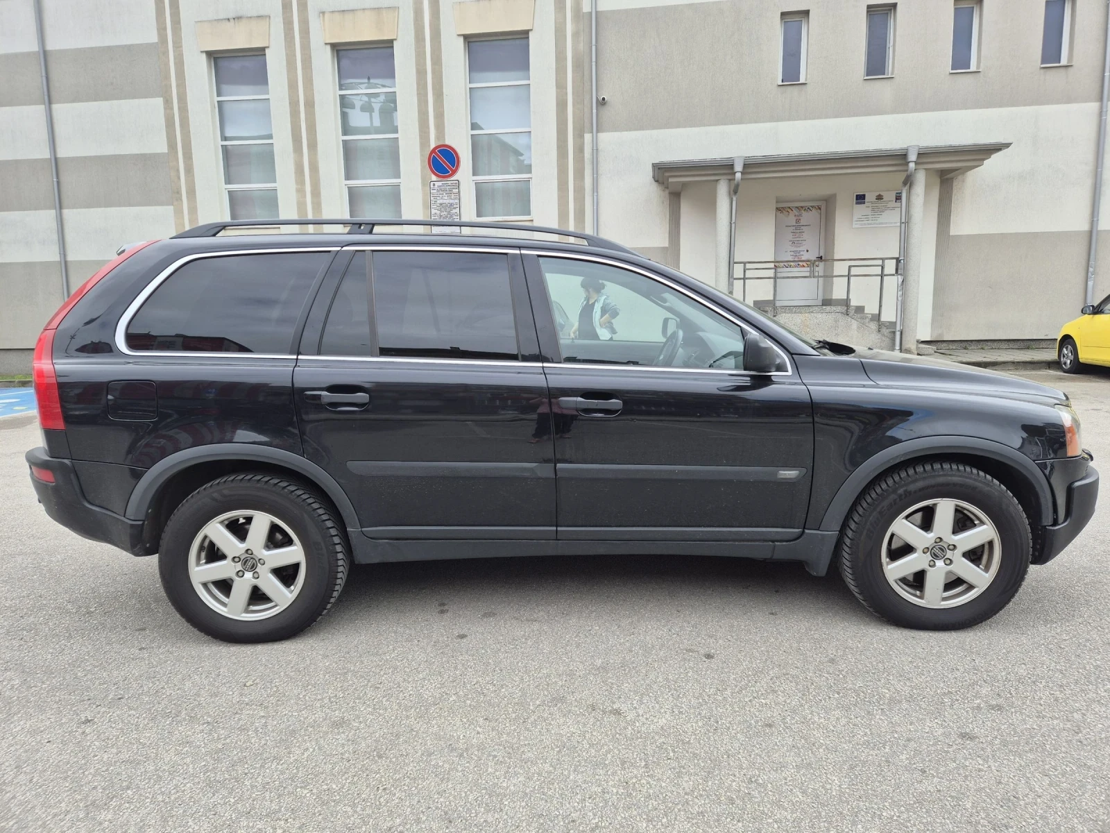 Volvo Xc90 2.4 D5 4x4 - изображение 4