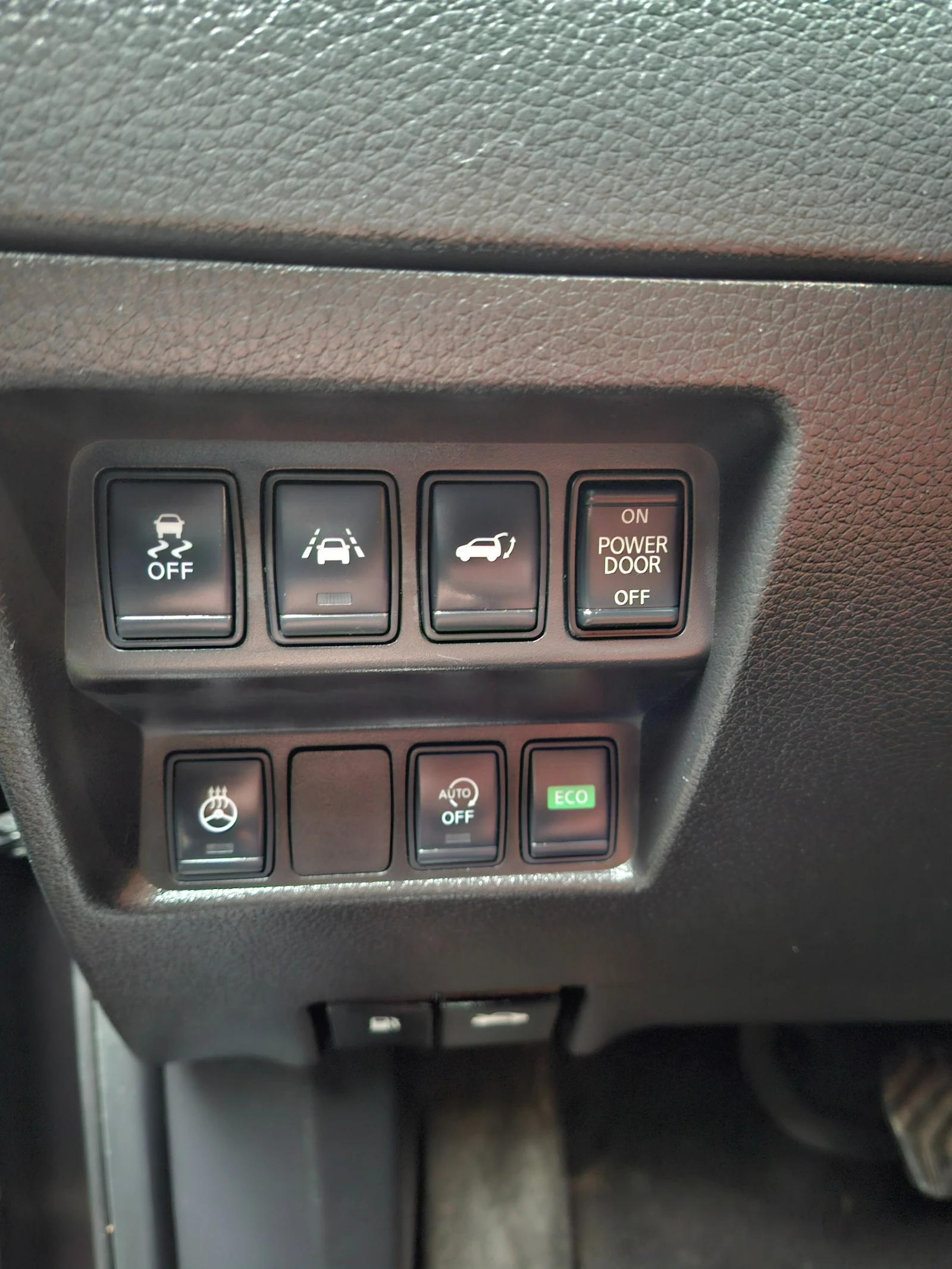 Nissan X-trail 2.0dcI 4x4, Tekna Plus - изображение 10