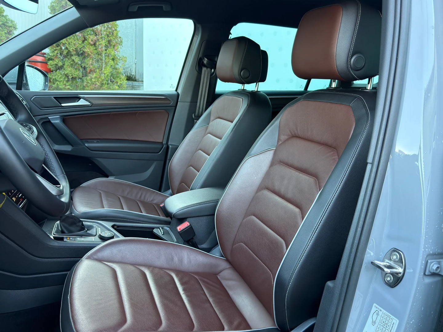 VW Tiguan Elegance 2.0 TDI SCR 4MOTION DSG - изображение 7