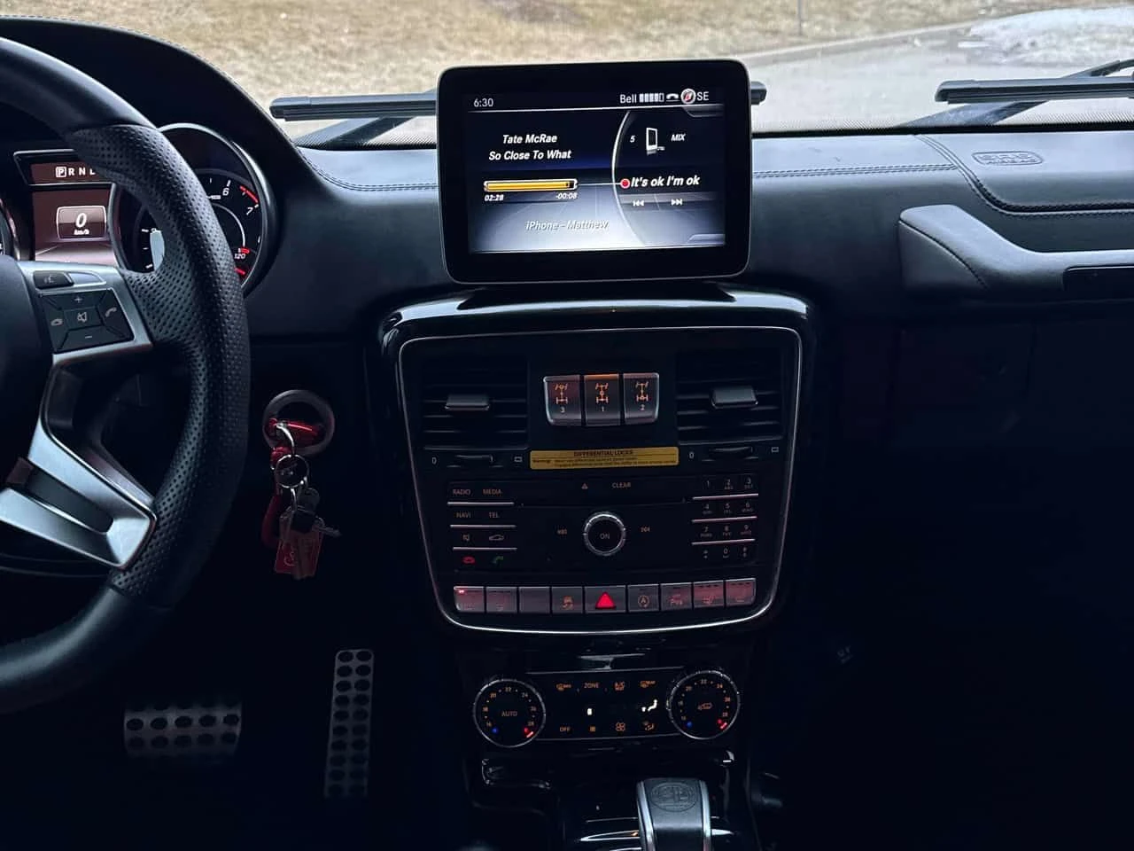 Mercedes-Benz G * AMG 63 * 2 КЛЮЧА* ПОДГРЕВ* KEYLESS* , снимка 10 - Автомобили и джипове - 53820358