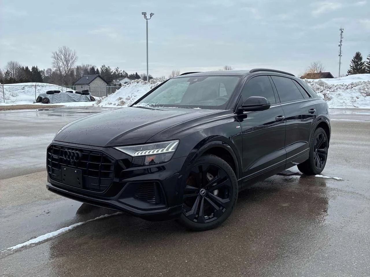 Audi Q8 Technik/CARFAX/ОБДУХВАНЕ/360 CAM/PANO