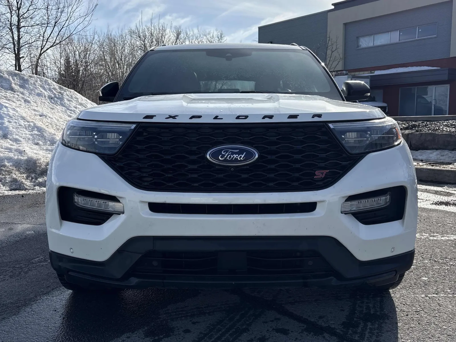 Ford Explorer ST * * CARFAX * * АВТО КРЕДИТ * * , снимка 2 - Автомобили и джипове - 54221942