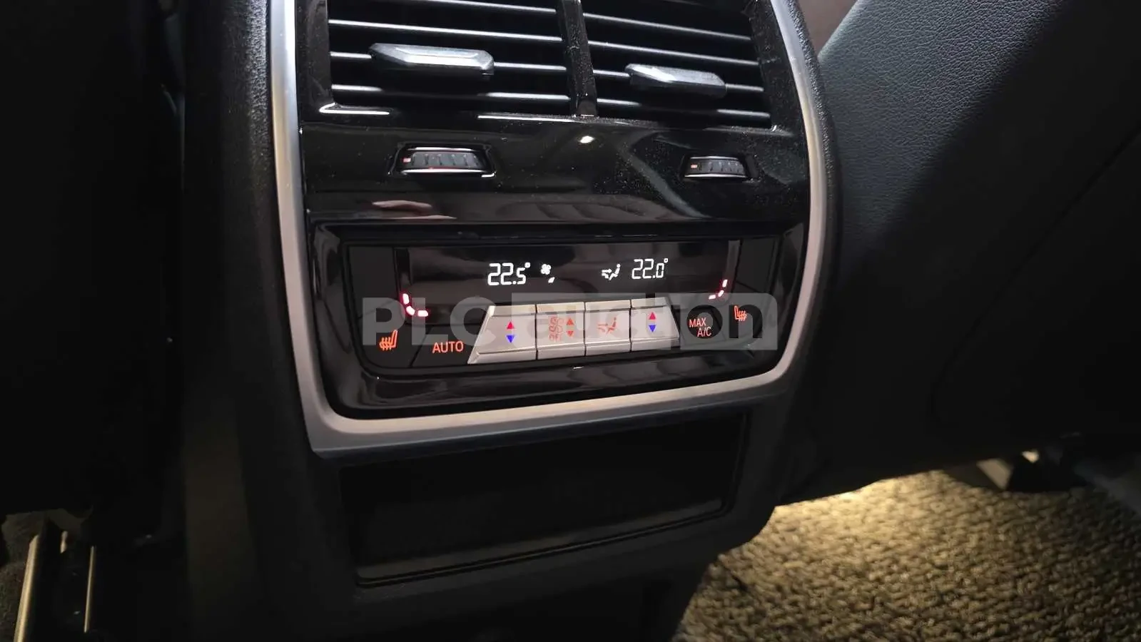 BMW X5 HEAD-UP * ОДБУХВАНЕ * PANO * 360 * KEYLESS, снимка 16 - Автомобили и джипове - 54555100