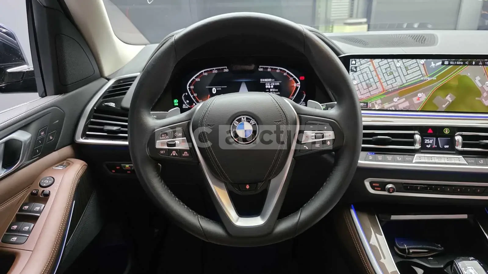 BMW X5 HEAD-UP * ОДБУХВАНЕ * PANO * 360 * KEYLESS, снимка 13 - Автомобили и джипове - 54555100