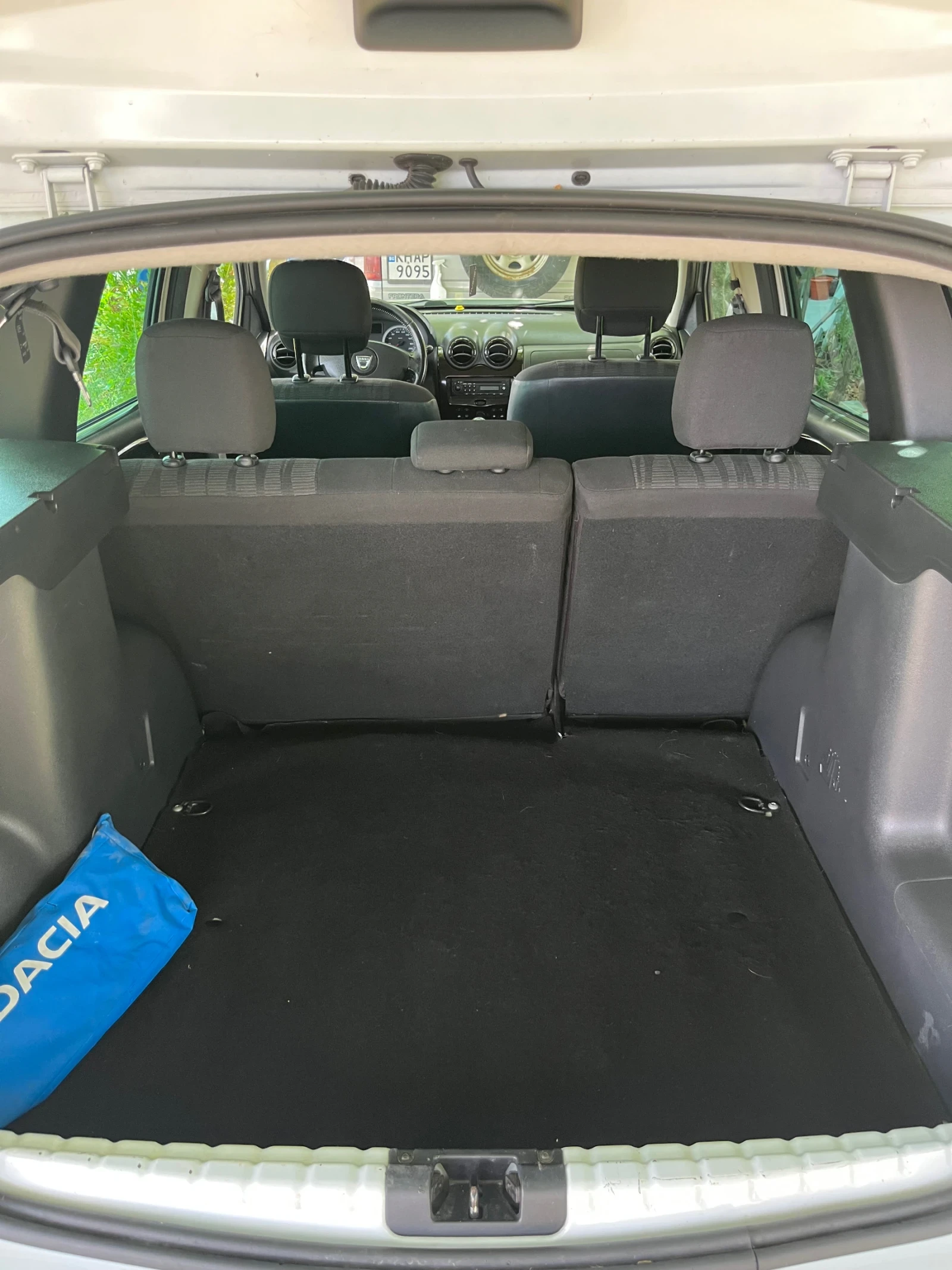 Dacia Duster 1.5dci 110cc 6ск. Топ, снимка 14 - Автомобили и джипове - 55414447