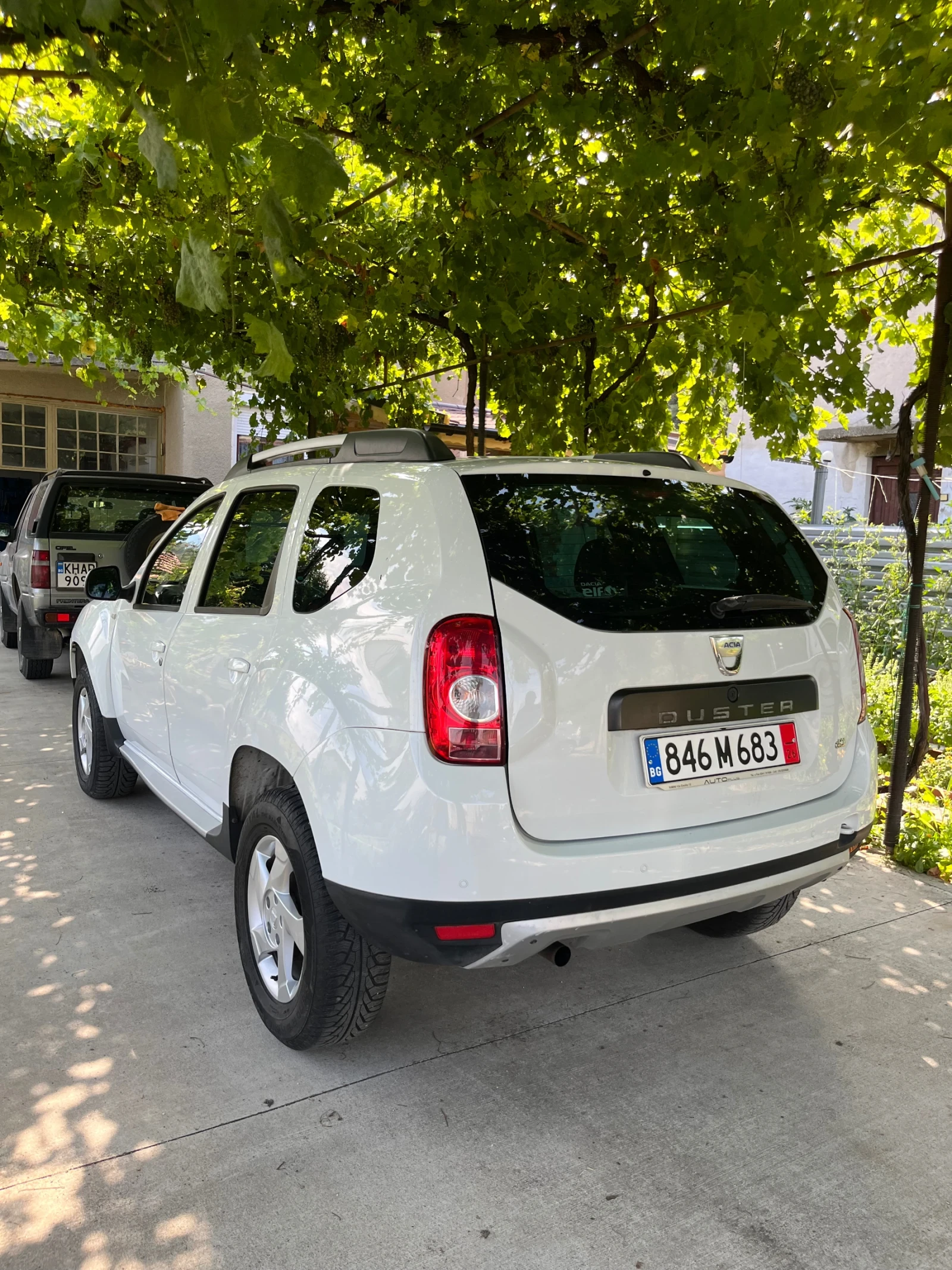 Dacia Duster 1.5dci 110cc 6ск. Топ, снимка 6 - Автомобили и джипове - 55414447