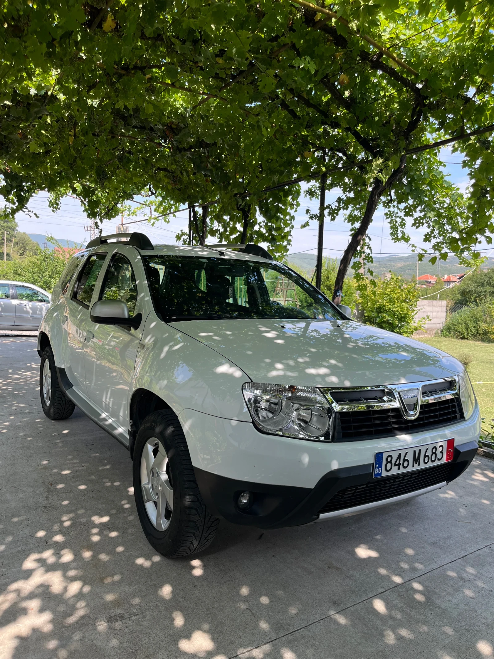 Dacia Duster 1.5dci 110cc 6ск. Топ, снимка 3 - Автомобили и джипове - 55414447