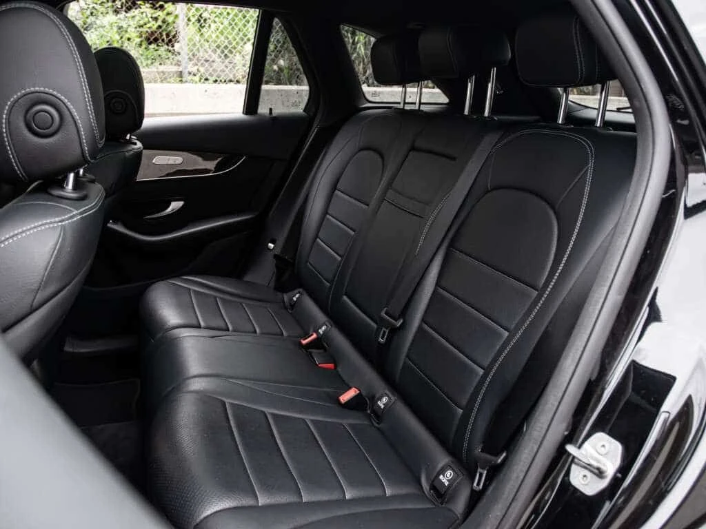 Mercedes-Benz GLC 300 | AMG| NAV| PANOROOF| B.SPOT| GOOD SERVICE , снимка 10 - Автомобили и джипове - 55461043