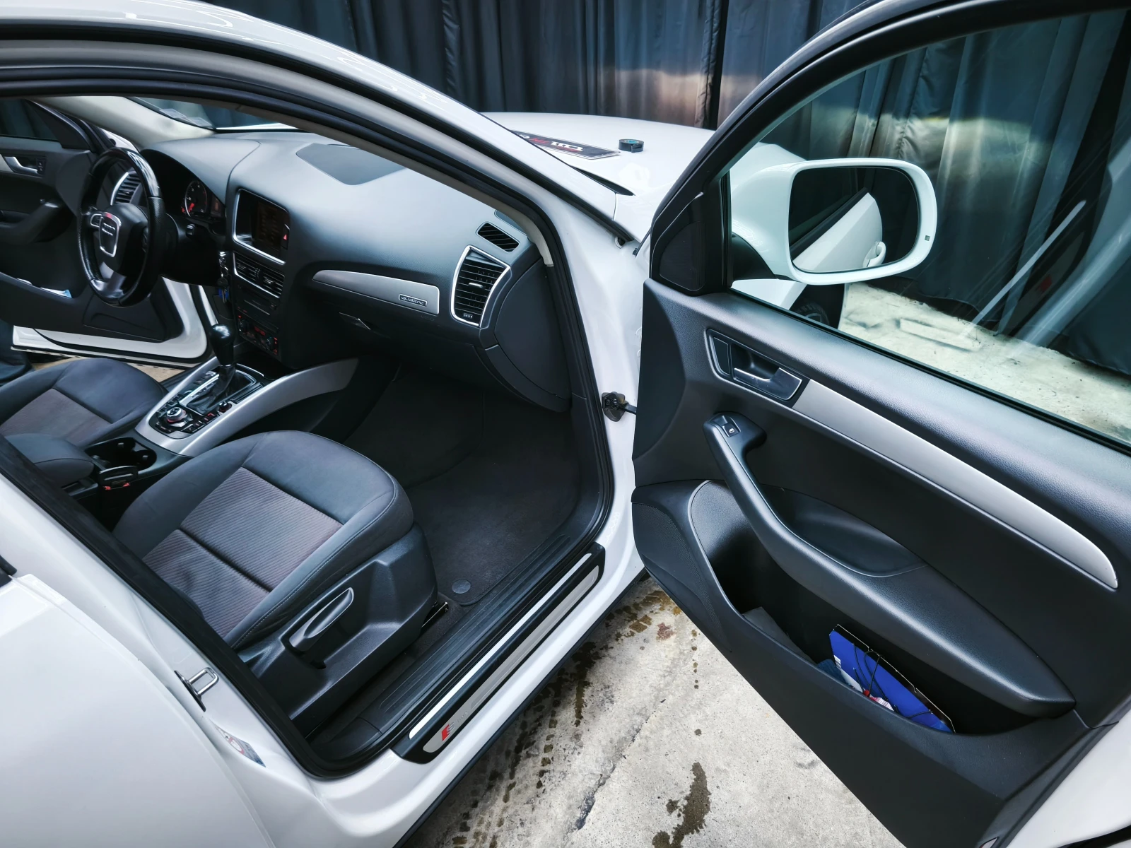 Audi Q5 2.0TDI Automatic Sline Quattro , снимка 14 - Автомобили и джипове - 56561708
