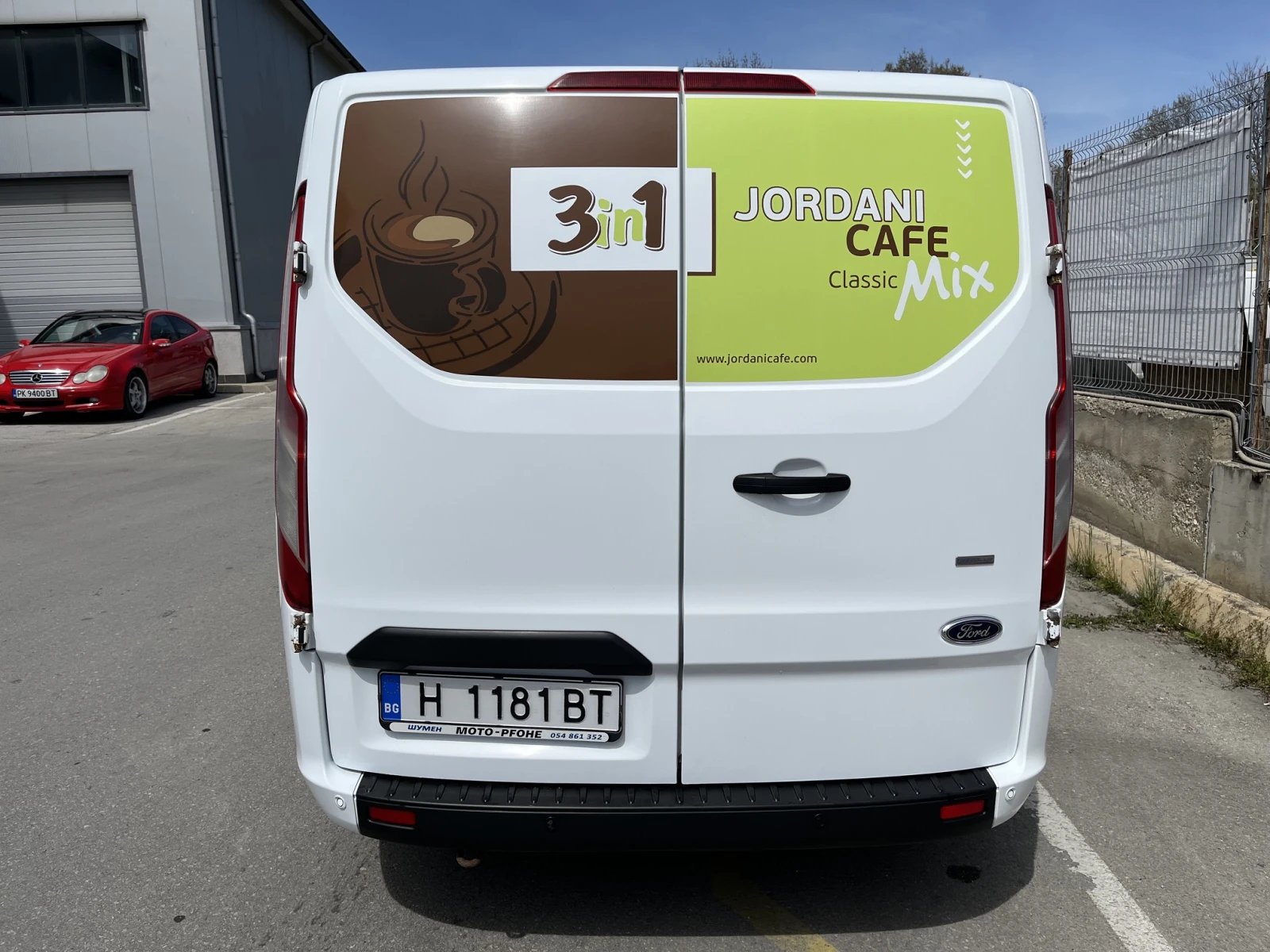 Ford Transit Custom 2.0 TDCI L2H1, снимка 8 - Бусове и автобуси - 54295281