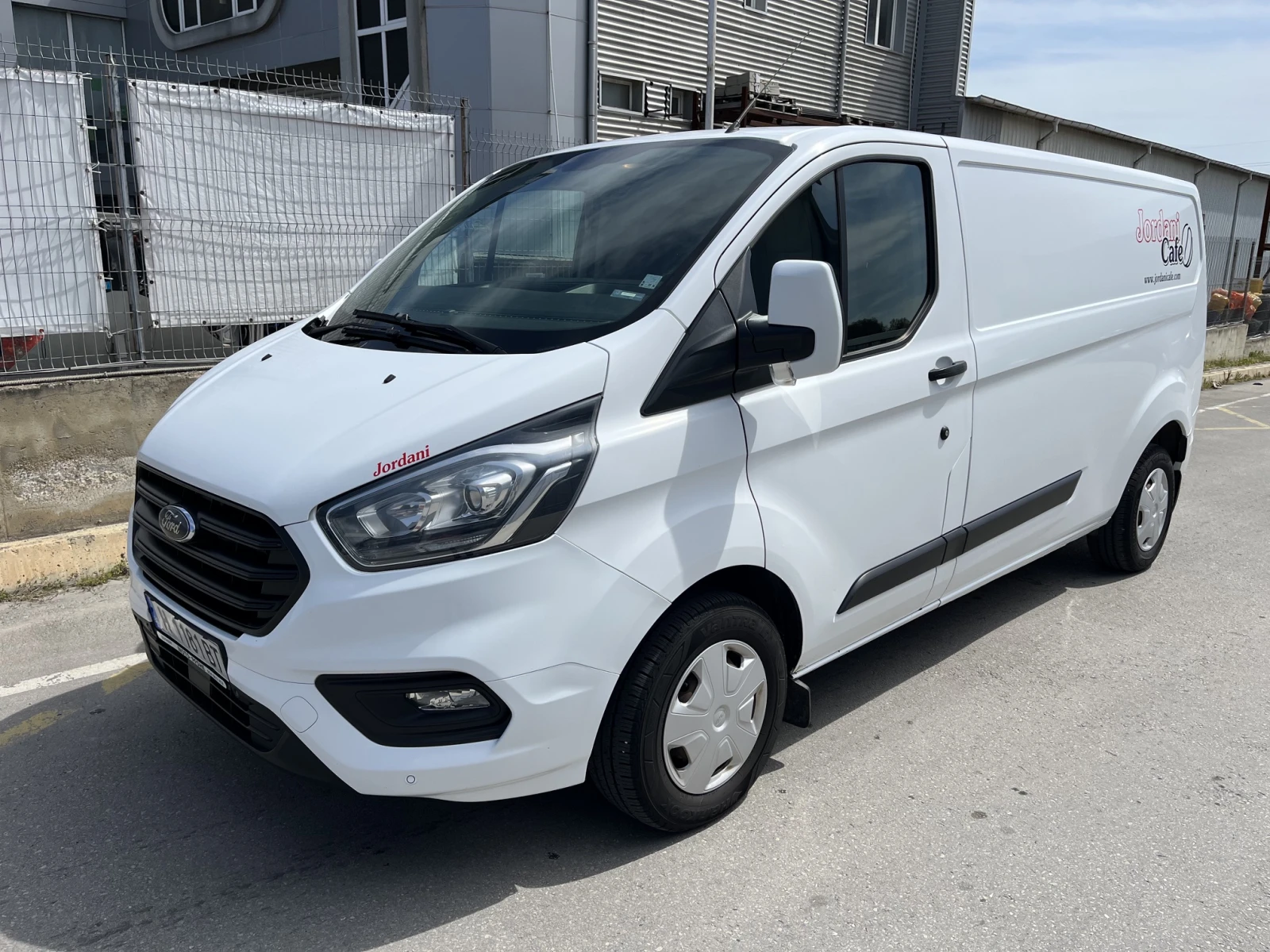 Ford Transit Custom 2.0 TDCI L2H1, снимка 5 - Бусове и автобуси - 54295281