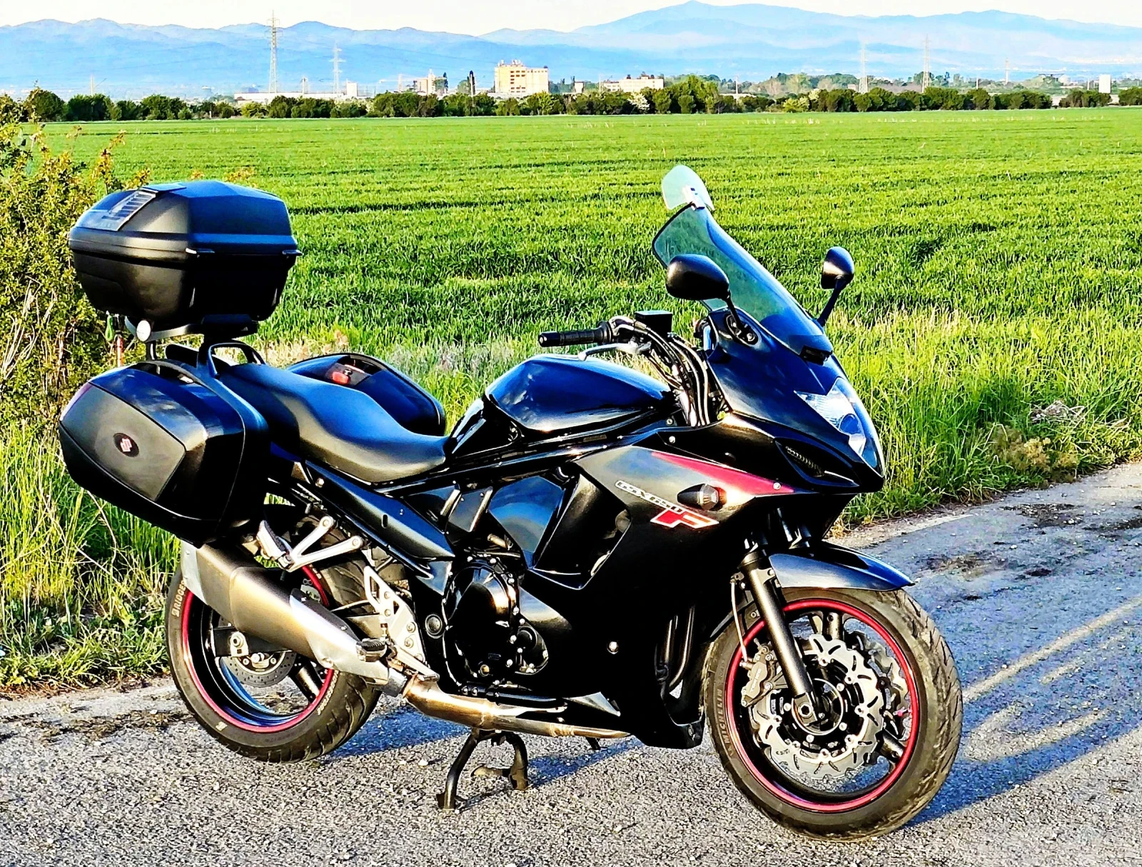 Suzuki Gsx 650F