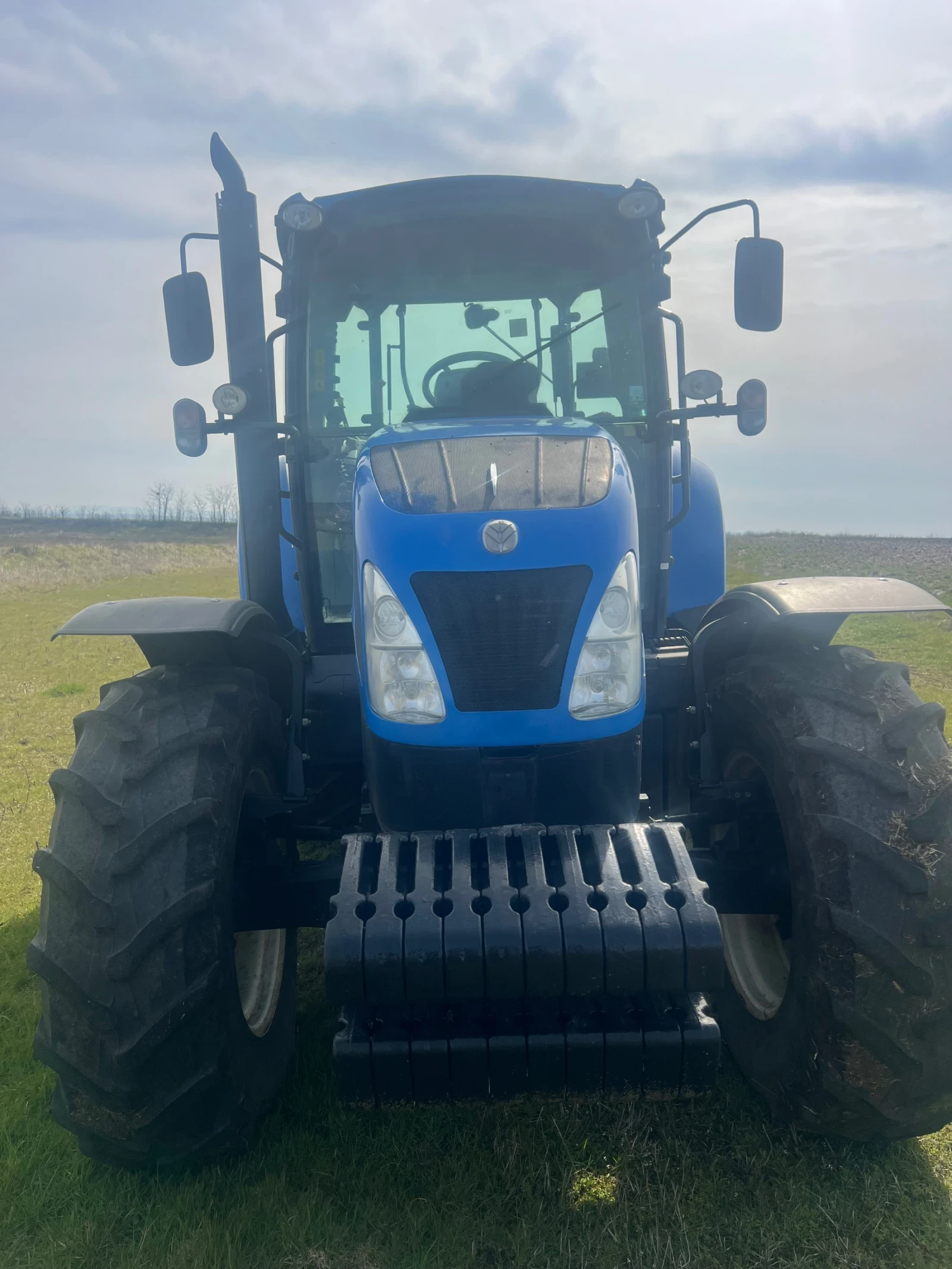 Трактор New Holland T5 105, снимка 2 - Селскостопанска техника - 56158533