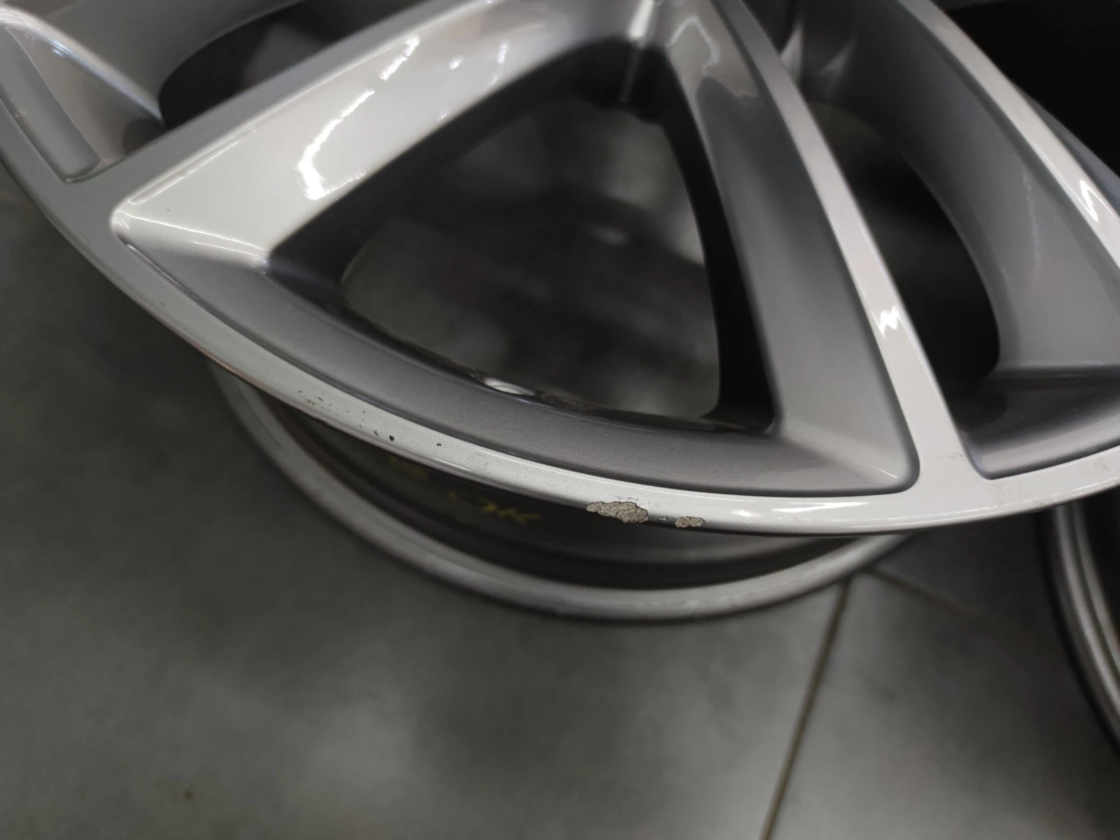   BMW | Mobile.bg   11