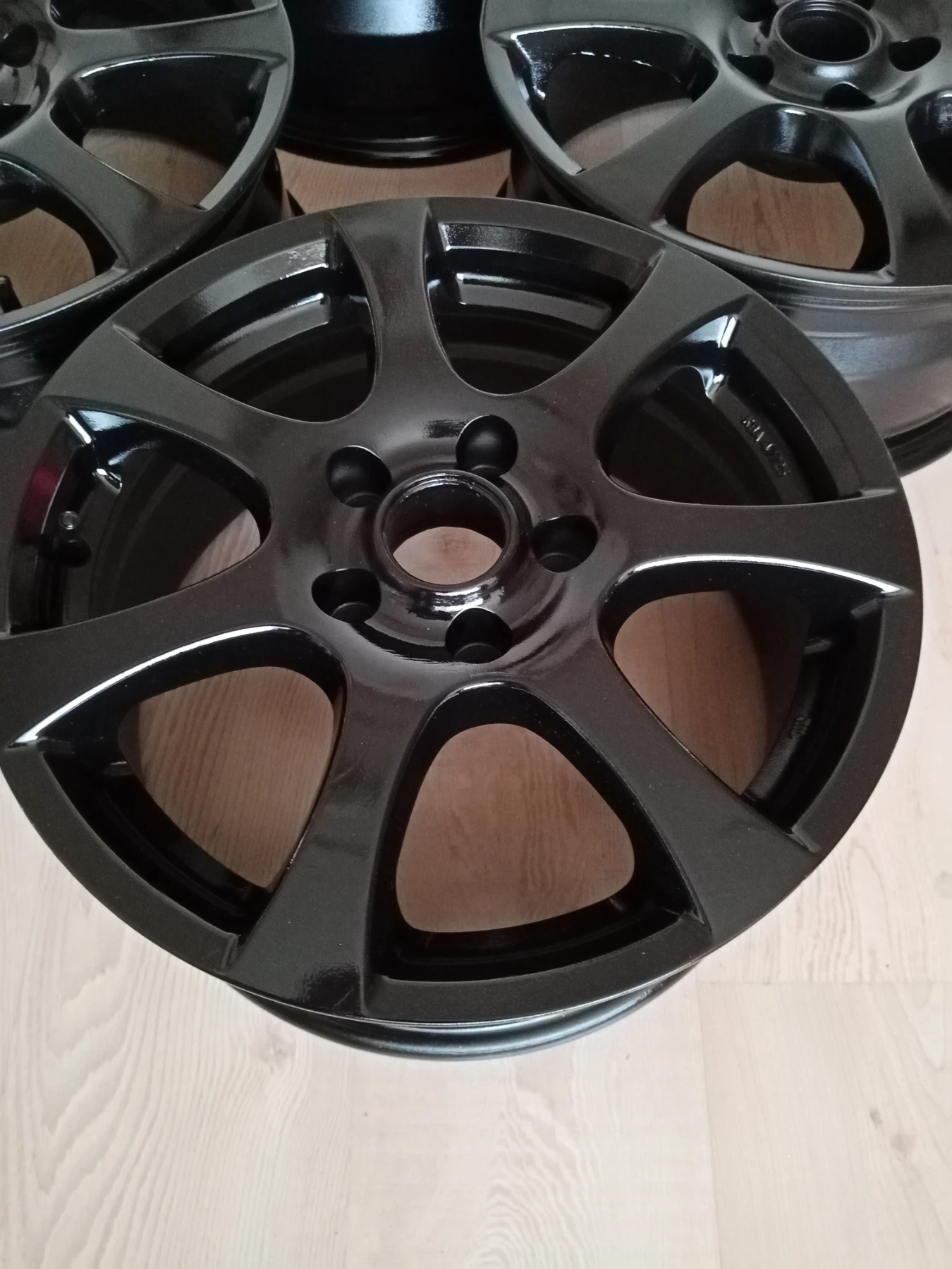 Джанти, снимка 2 - Гуми и джанти - 54152079