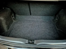 Toyota Auris 1.6i-нави-6speed-верига-japan, снимка 16