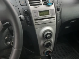 Обява за продажба на Toyota Yaris 1.4.D4D 90кс автоматик ~6 850 лв. - изображение 8