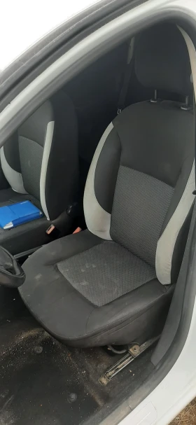 Dacia Sandero 1.2 i | Mobile.bg    5