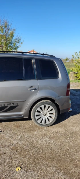 VW Touran - 3100 € / 6063.07 лв. - 79151079 9