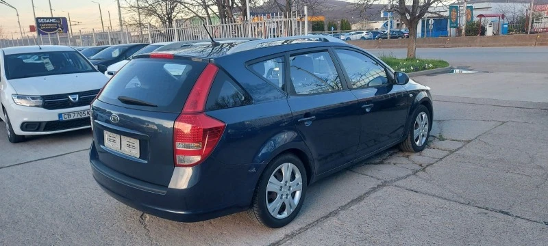 Kia Ceed 1.4I/GAZ, снимка 3 - Автомобили и джипове - 45006420