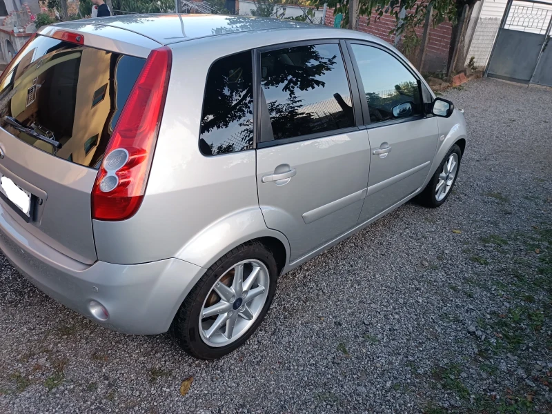 Ford Fiesta, снимка 4 - Автомобили и джипове - 48451037