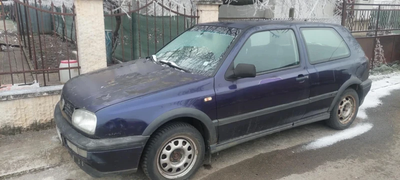 VW Golf, снимка 3 - Автомобили и джипове - 48755055