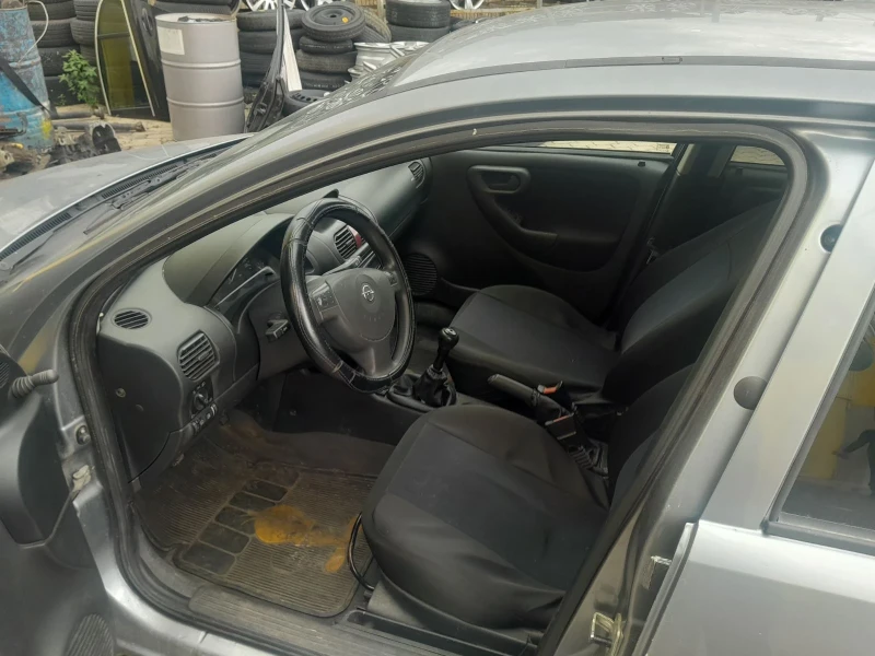 Opel Corsa C, снимка 6 - Автомобили и джипове - 49000038