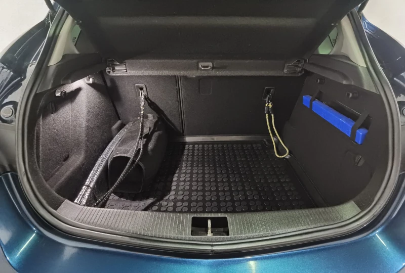 Opel Astra J Sport Tourer, снимка 13 - Автомобили и джипове - 51545456