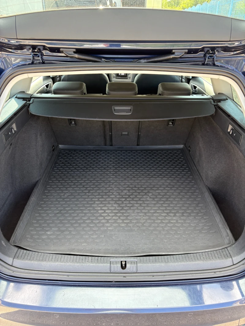 VW Golf Variant 2.0 TDI 150ps, снимка 5 - Автомобили и джипове - 51994310