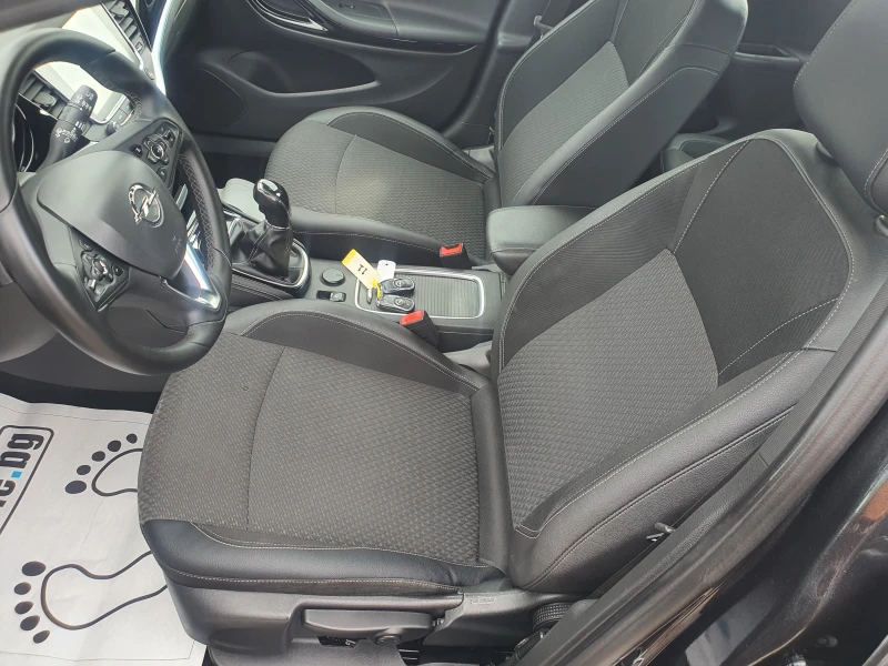 Opel Astra 1.0i-turbo 105k.с navi, kamera , key less, led , снимка 16 - Автомобили и джипове - 51468948