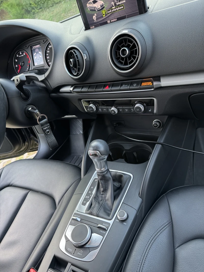 Audi A3 2.0 TFSI, снимка 9 - Автомобили и джипове - 52407627