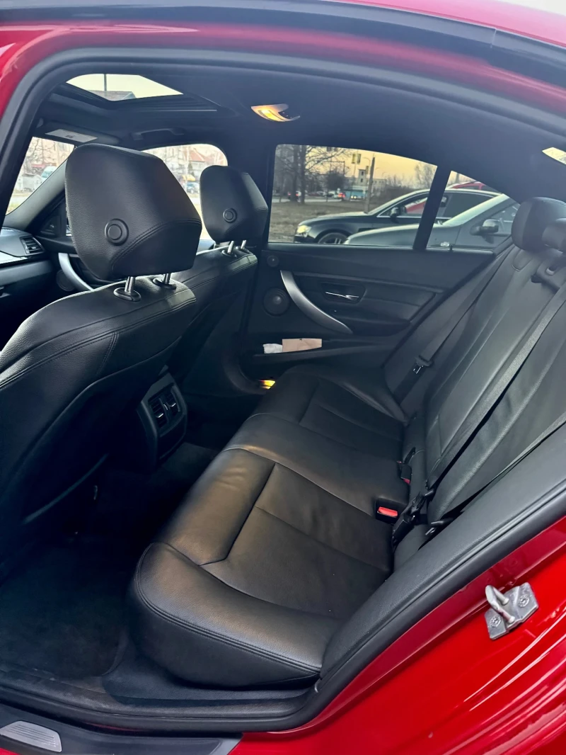 BMW 335 XDrive, снимка 10 - Автомобили и джипове - 52493081