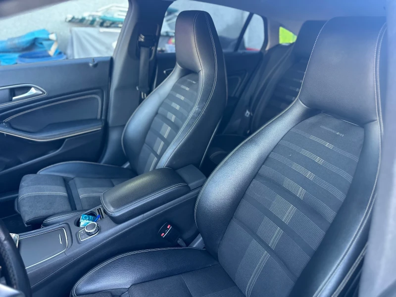 Mercedes-Benz CLA 220 DISTRONIC 4MATIC, снимка 11 - Автомобили и джипове - 52527383
